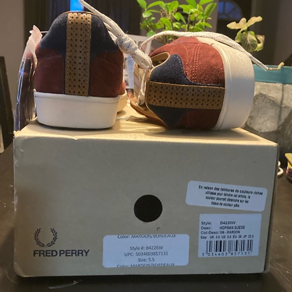 Fred Perry Hopman Suede sneaker NIB size 5.5 - Picture 5 of 5